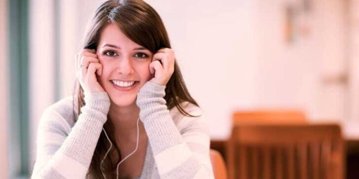 Young woman studying - Source: 123rf.com